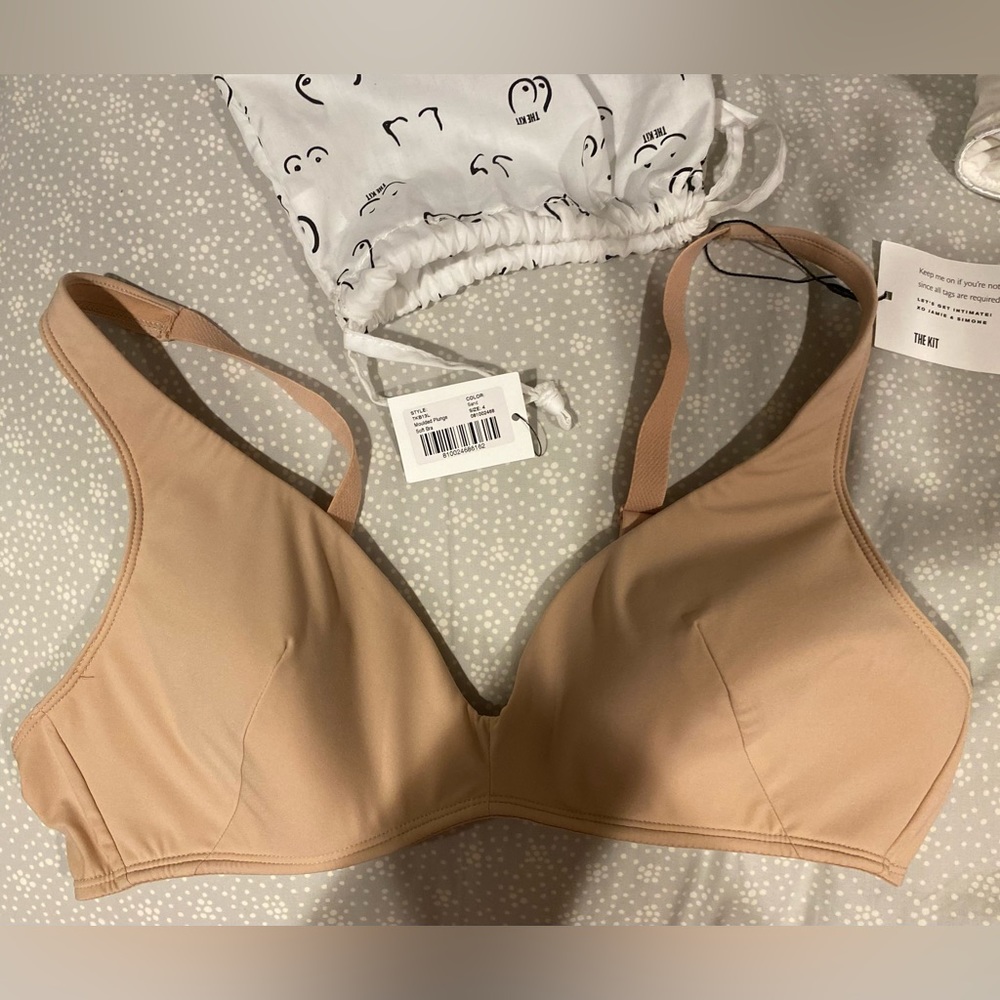 Kit Undergarments Moulded Plunge
Soft Bra, in Sand Color, Size 4.